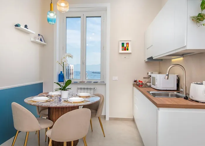 Porto Partenope - Exclusive